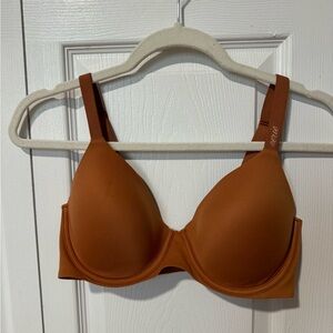 Full coverage bra